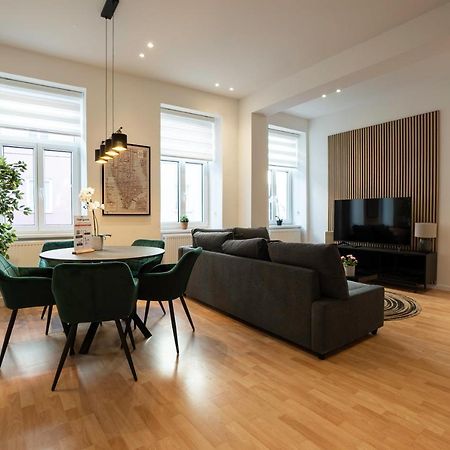 Experience Fresh Comfort In Our Brand-New Apartment In Vienna'S 17Th District Extérieur photo